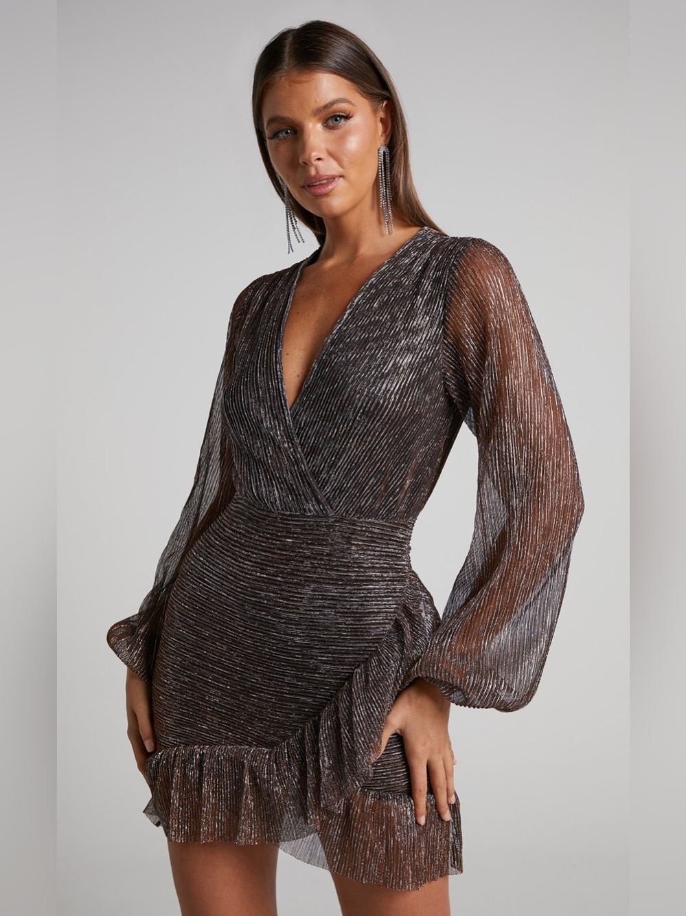 Sleeve Gold Black Shimmer Ruffle Size 8 NEW
